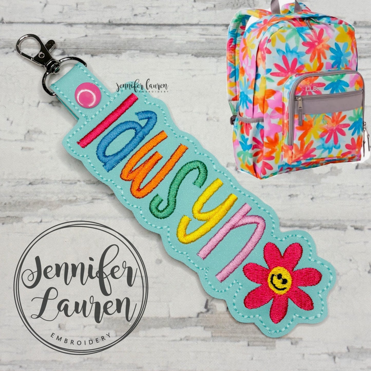 Outlined name tag + mini design - custom