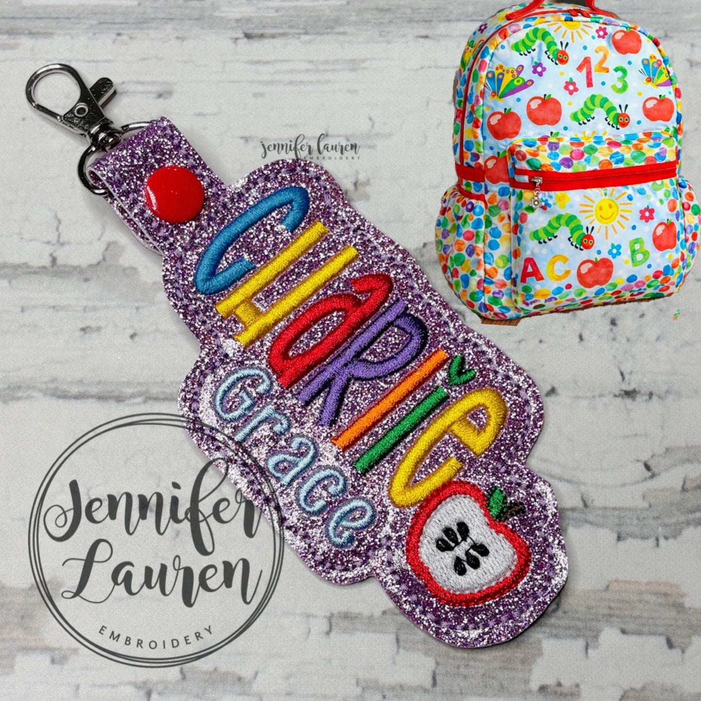 Outlined name tag M2M Always in Bloom + mini apple