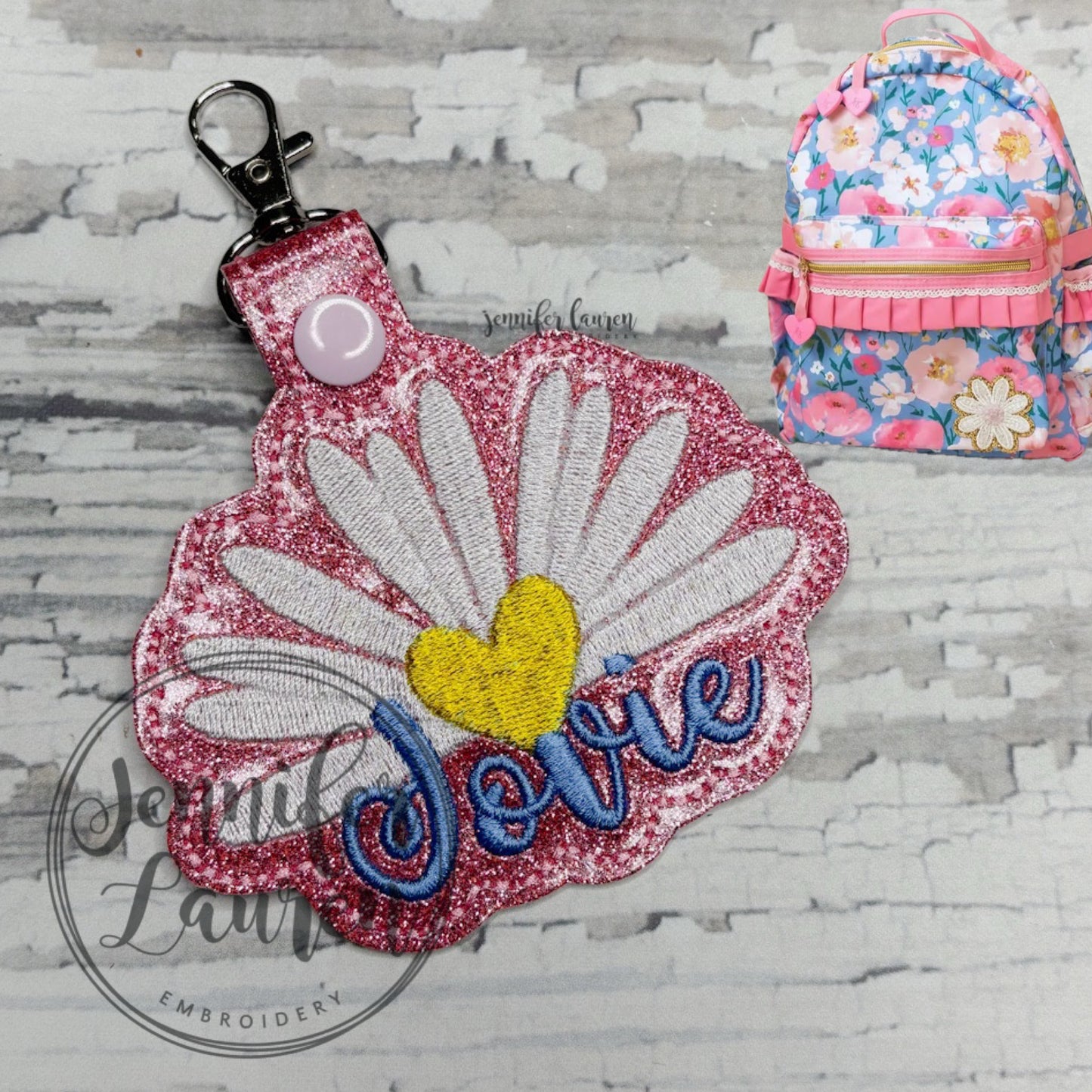 Daisy name tag M2M L&G whimsical garden