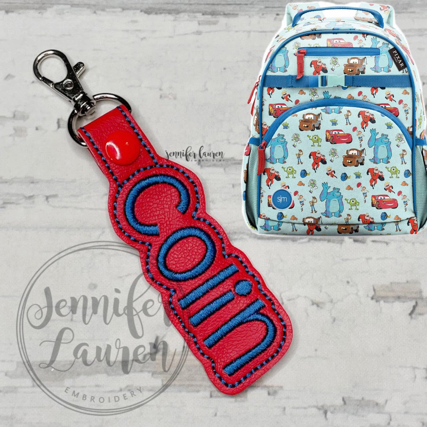 Outlined name tag - custom